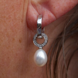 Lyxiga örhängen från Strömdahls