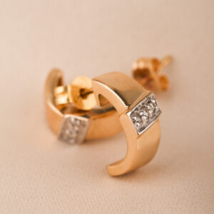 Halvcreoler med diamanter