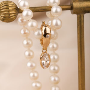 Berlock till pärlcollier