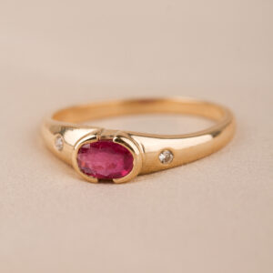 Rubin- och diamantring