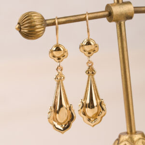 Örhängen från år 1898