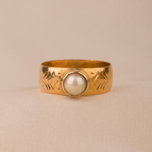 Antik ring från 1908
